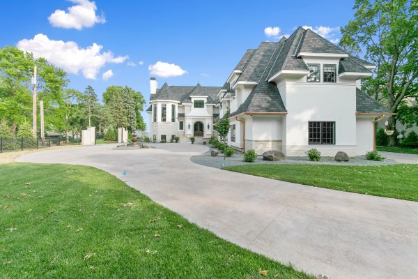 Concrete Driveway Installation in Issaquah
