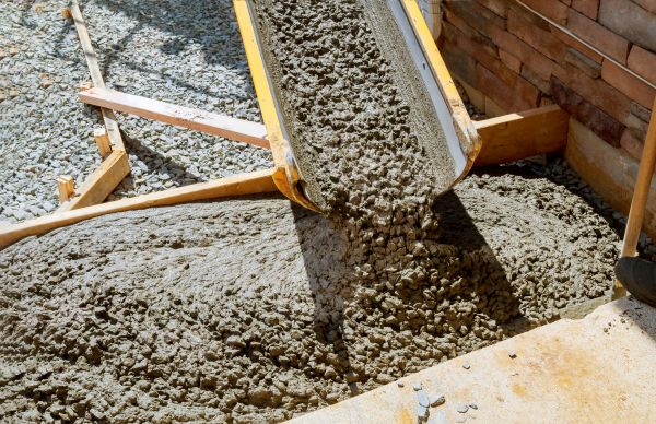 Cement Walkway Pouring in Issaquah