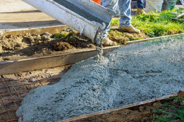 Driveway Concrete Pouring in Issaquah