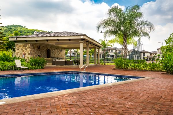 Pool Area Enlargement in Issaquah